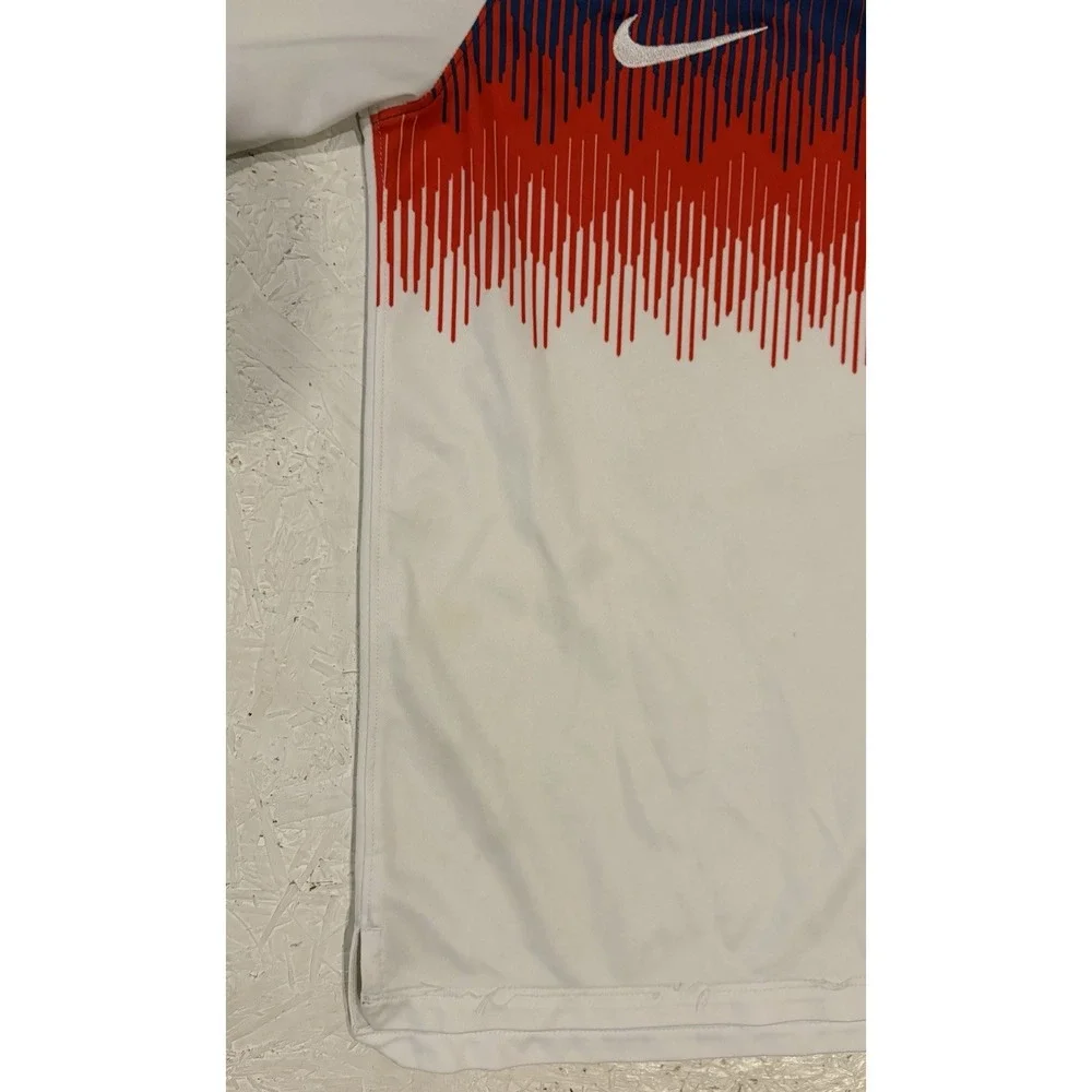 Nike England 2018 Pre Match Training Jersey World Cup Youth Large Soccer Boys